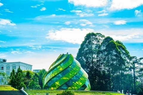 CHƯƠNG TRÌNH TOUR ĐẶC SẮC: ĐÀI LOAN – VỊNH XANH NHA TRANG – CAO NGUYÊN ĐÀ LẠT